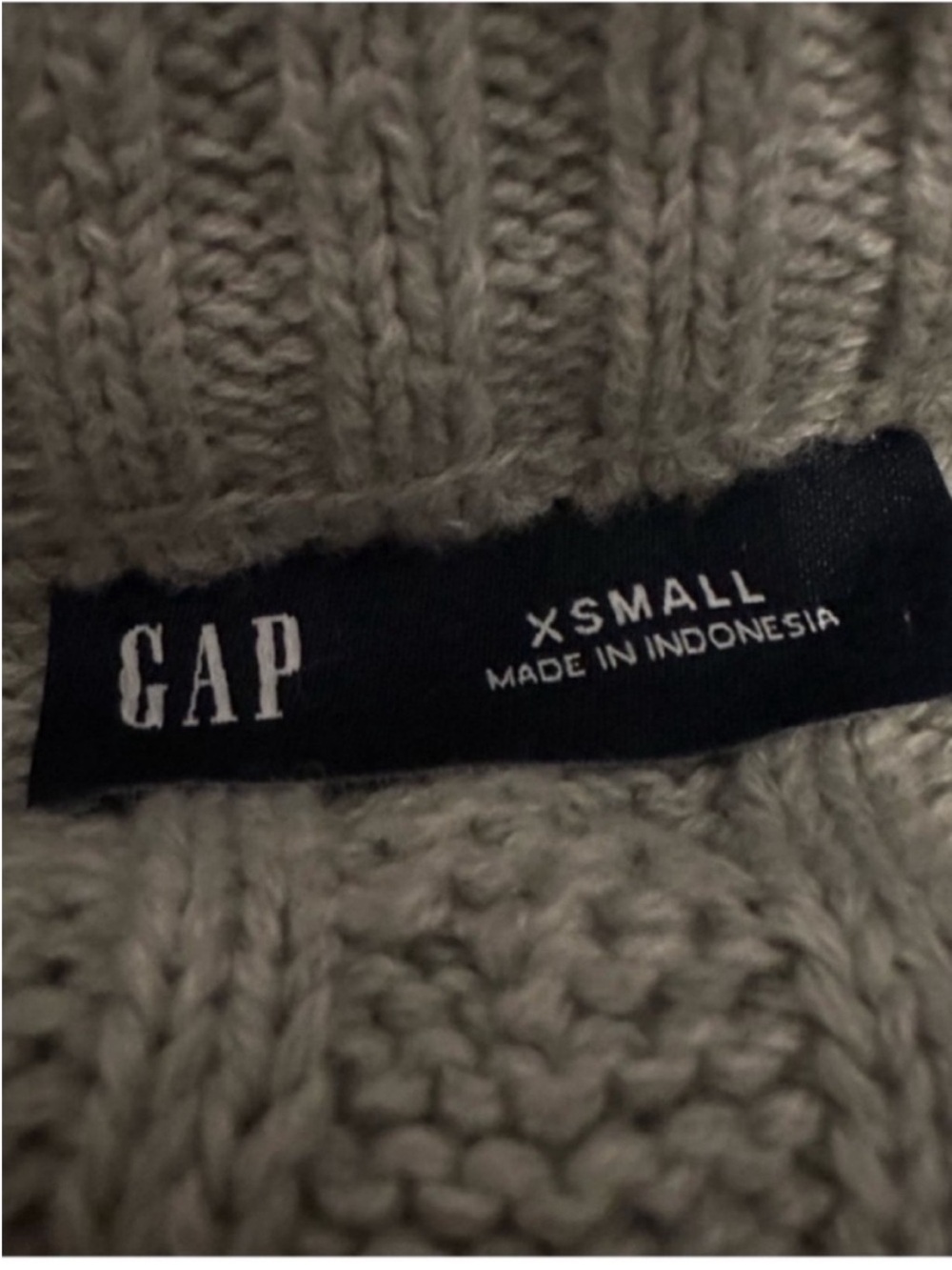 Gap 100% Cotton Cable-Knit Cropped Grey Sweater | XS - Picture 2 of 3